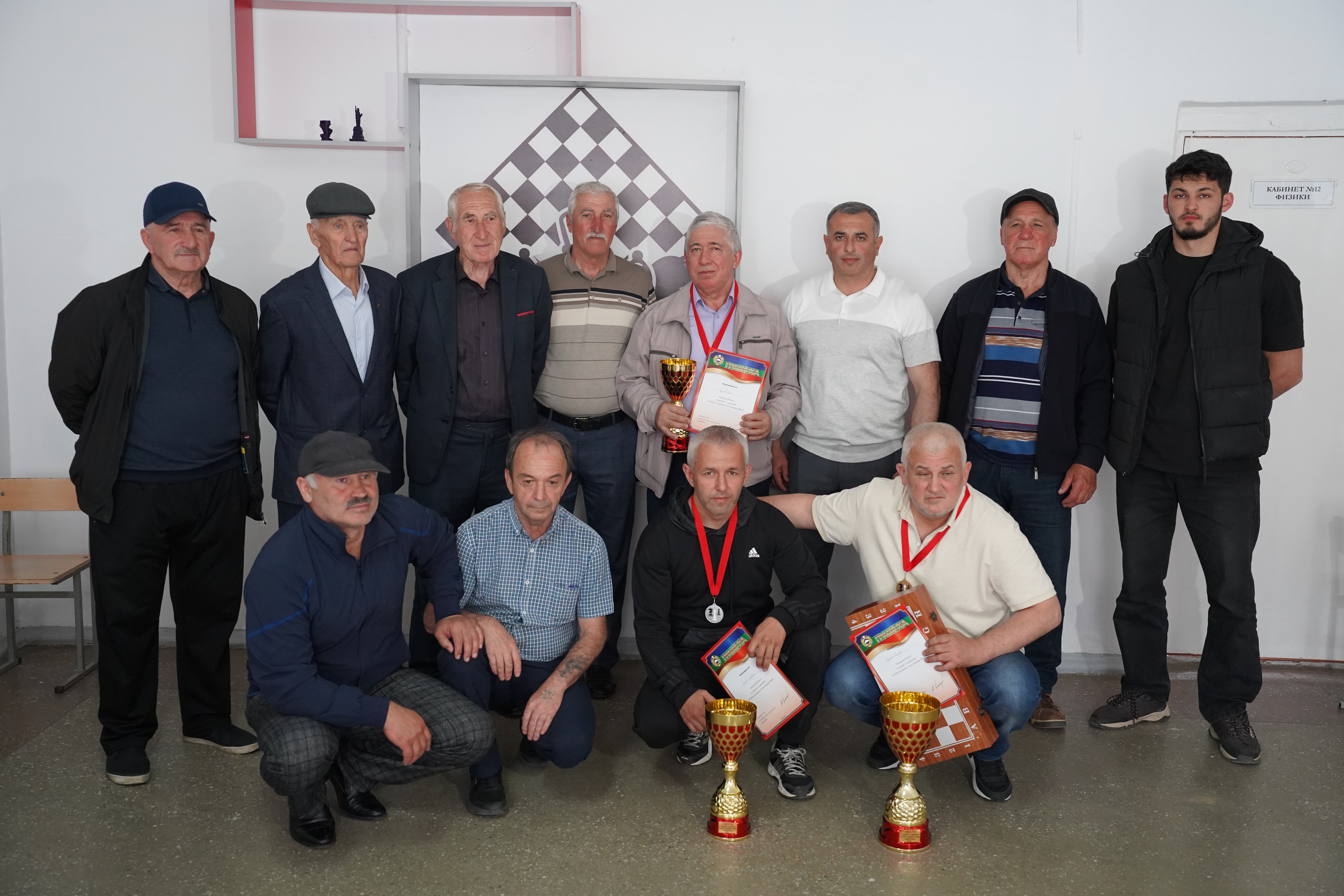 26 мая в ауле Инжич-Чукун прошел турнир по шахматам для взрослых, организованный Академией спорта народа Абаза.  