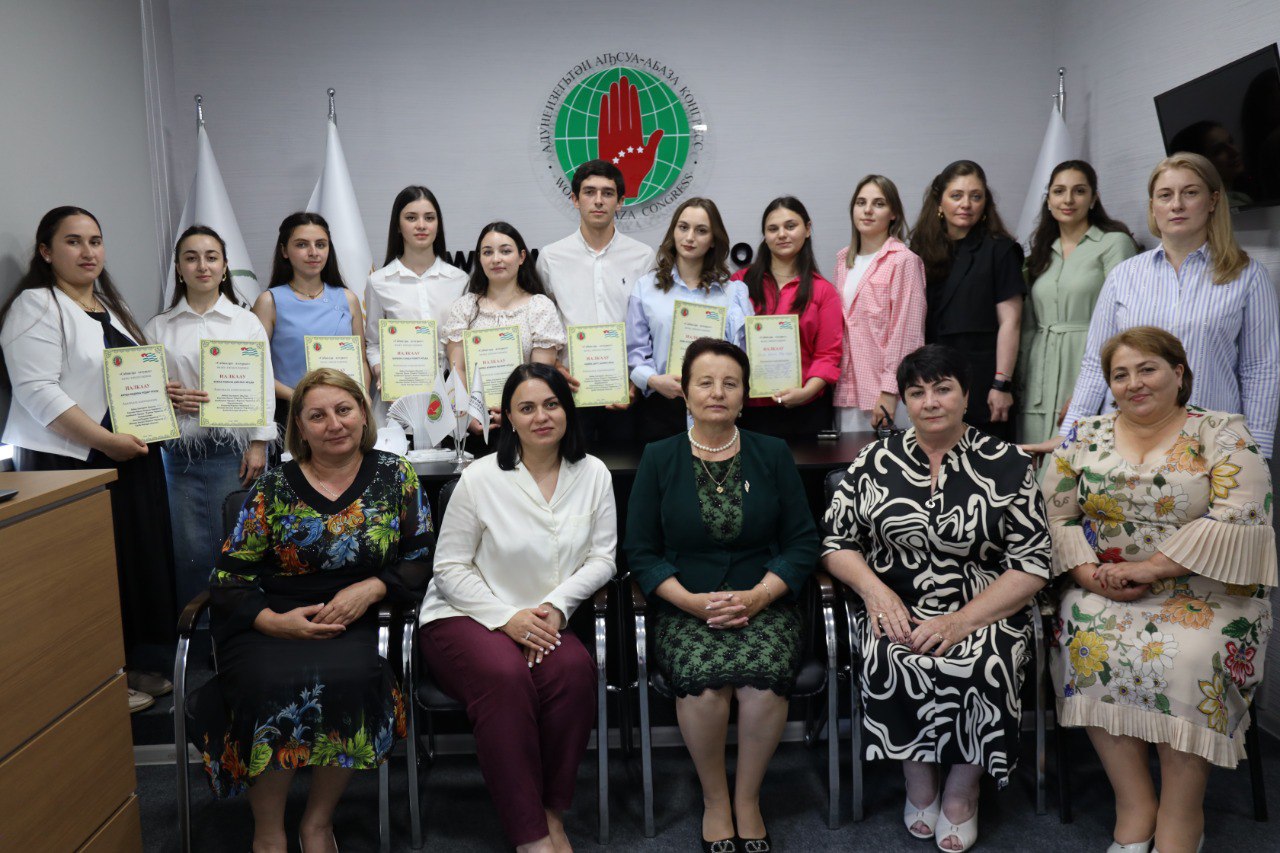 Представительницы «Алашары» и женсоветов в ходе визита в Абхазию приняли участие в культурно-общественных мероприятиях  